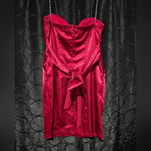 Love Tease Elegant Red Strapless Dress - Picture 2 of 5